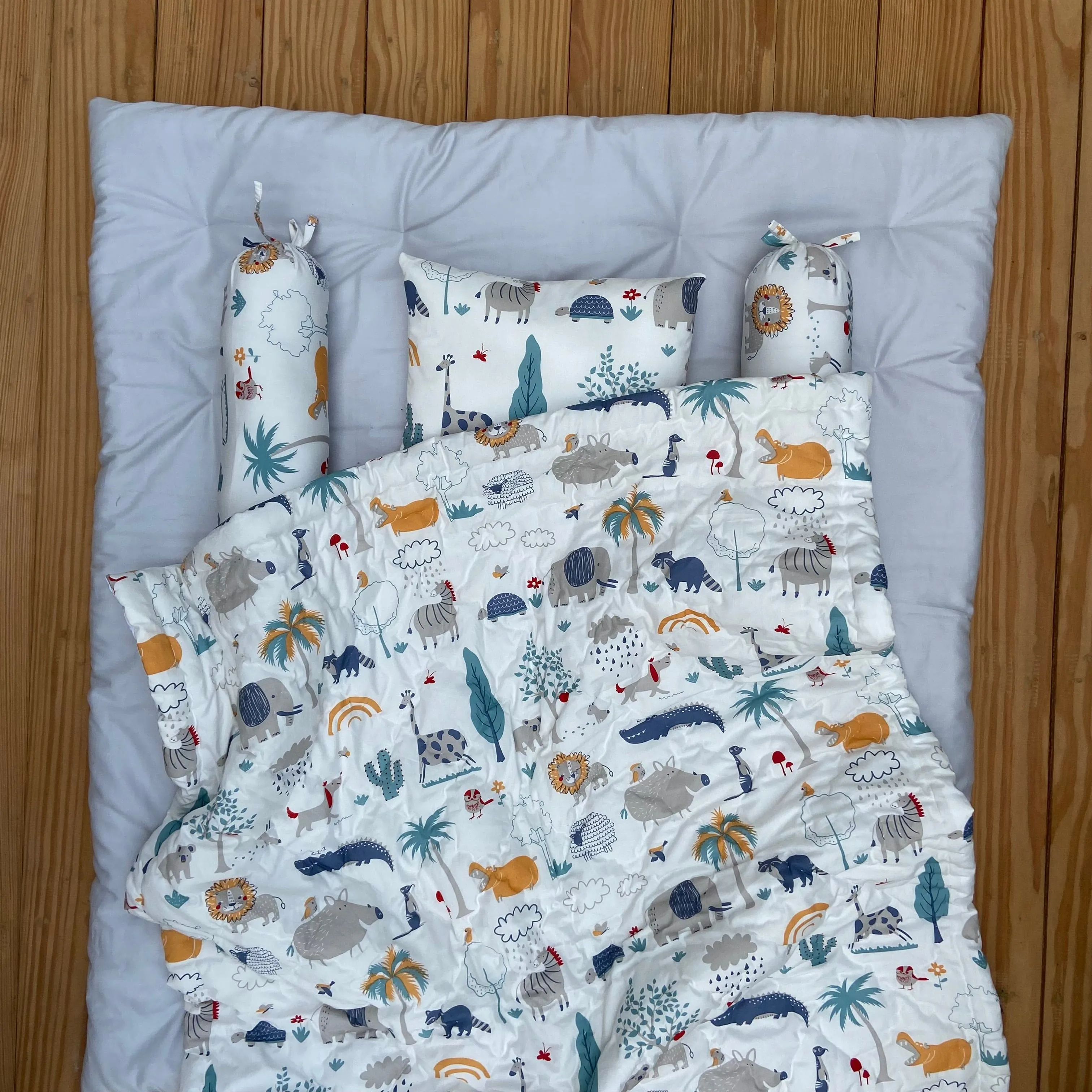 Happy Animal Tribe Bedding Set