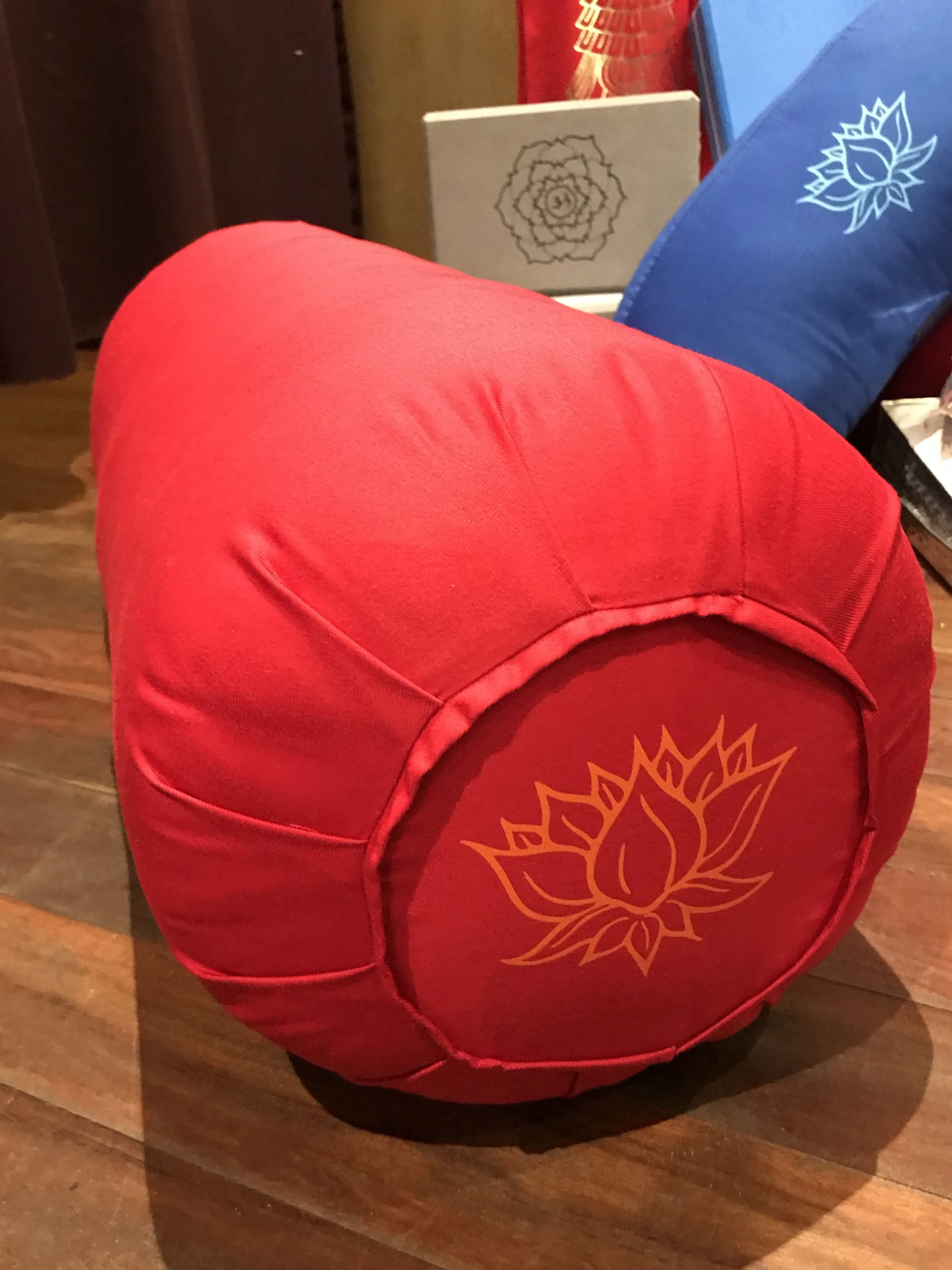 Round Lotus Yoga Bolster